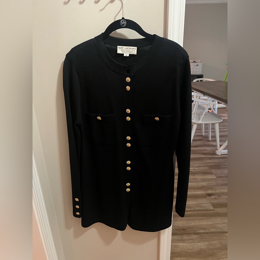 Black Jacket by St John